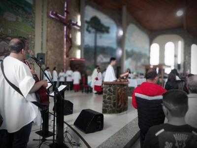 Missa Solene de Aparecida em Laranjeiras do Sul (12/10) teve a participaÃ§Ã£o da RÃ¡dio da FamÃ­lia